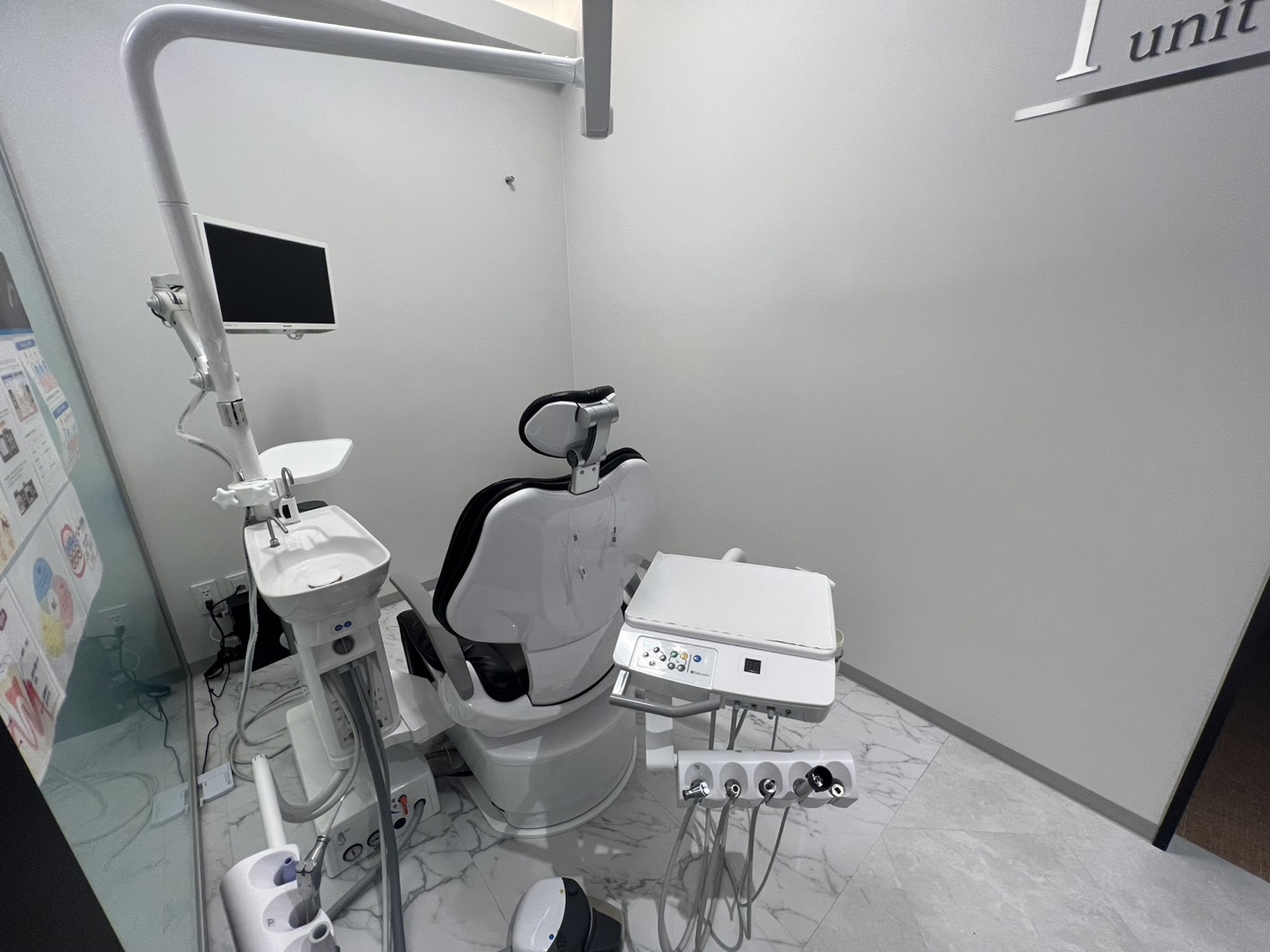 ALBA歯科&矯正歯科 新宿マルイ院